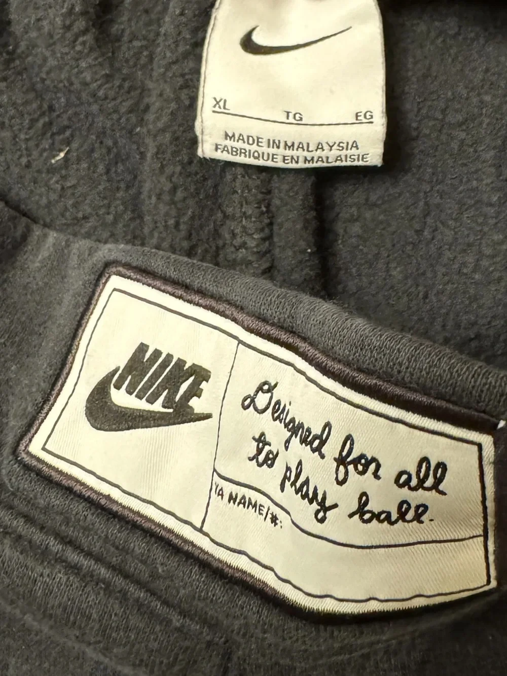 Nike black graphic